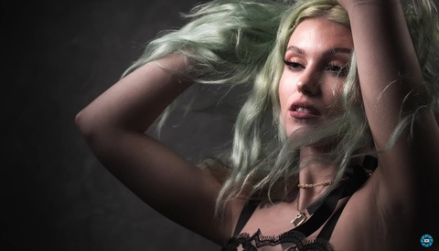 The Benefits of Using a Grid With a Softbox