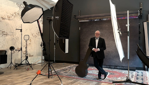 How to Create Authentic Portraits Through Flexible Lighting