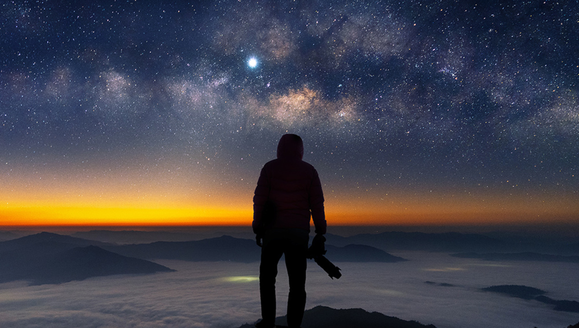 Historic Planetary Alignment: Photographer Captures All Eight Planets in Rare Panorama