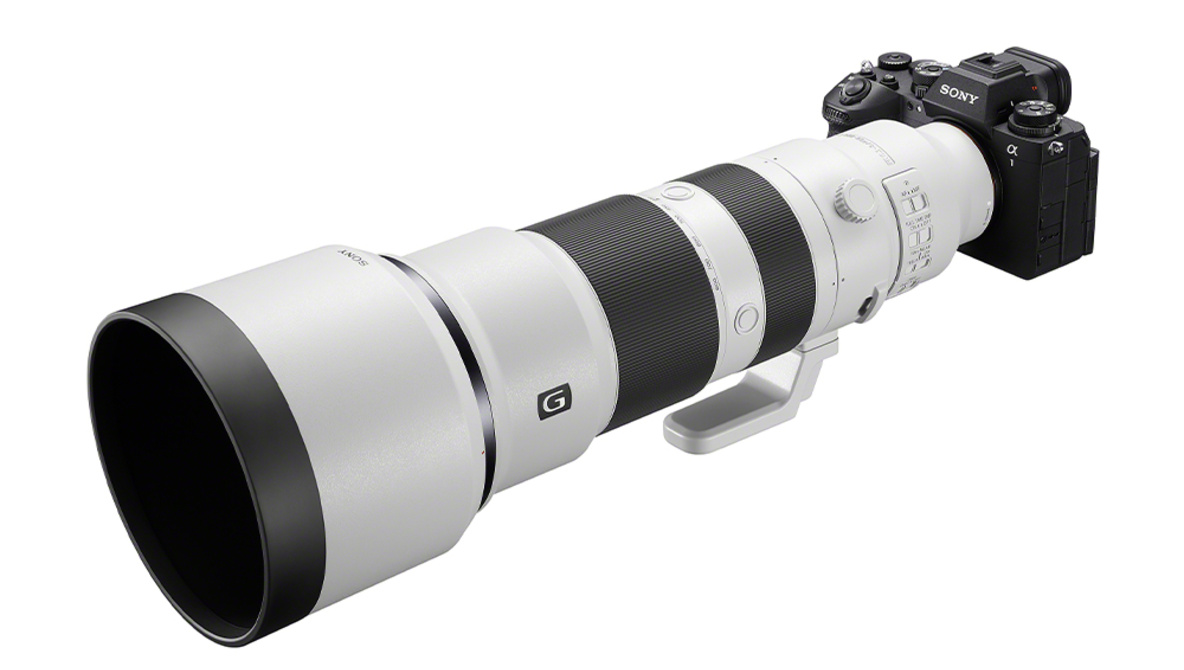 Sony Announces 400-800mm f/6.3-8 G OSS Super Telephoto Zoom Lens